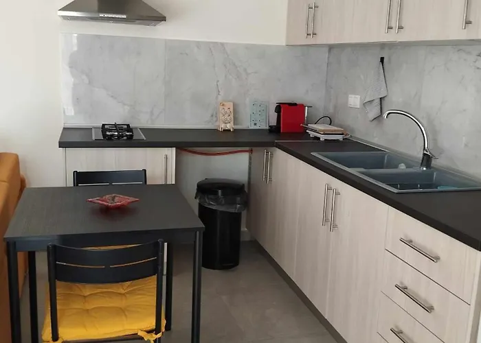 Belvedere 3 -